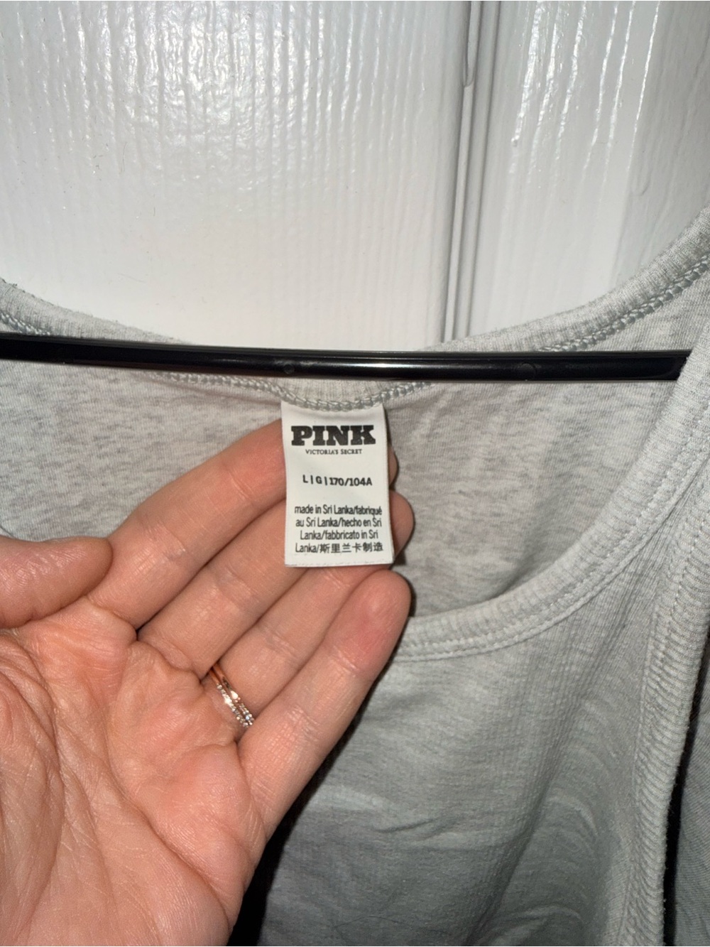 PINK Victoria's Secret Light Gray Ribbed Crop Tank - Picture 2 of 3